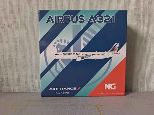 Models 400 air - air, france