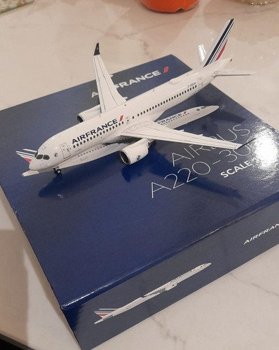 Gemini jets 200 scale airbus - jets,