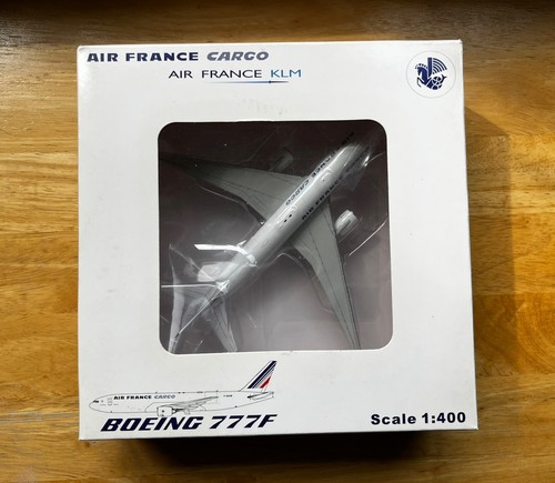 Flight line 400 - flight-line, france