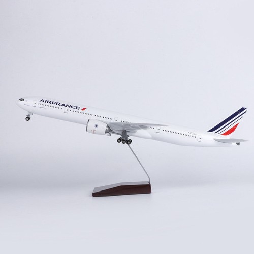 Extra large air - extra, boeing